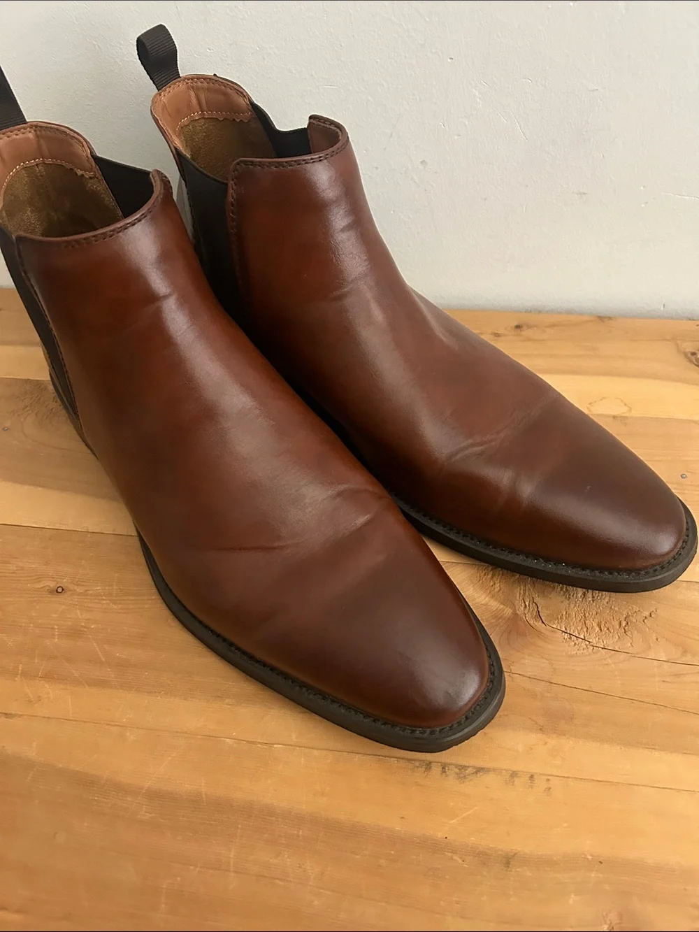 Men's Brown Leather Chukka Boots - Sleek Slip-On Style